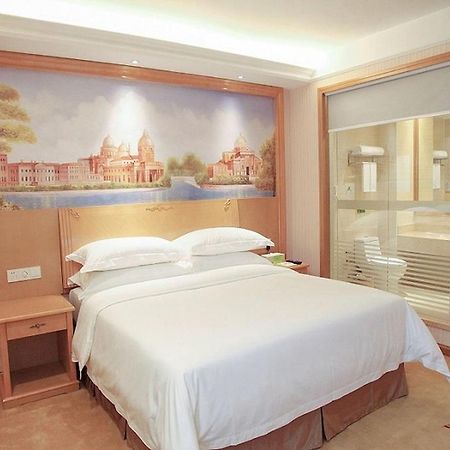 Vienna Hotel Qingyuan Yingde Guangming Road 외부 사진