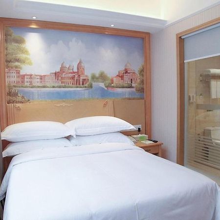 Vienna Hotel Qingyuan Yingde Guangming Road 외부 사진