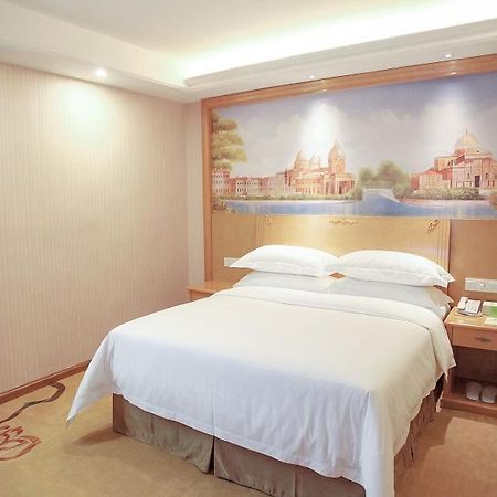 Vienna Hotel Qingyuan Yingde Guangming Road 외부 사진